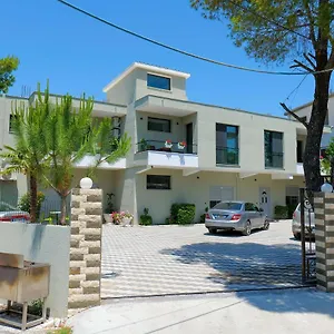 Vila Celaj Hotel Vlorë