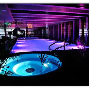 Luxury Downtown Aparthotel