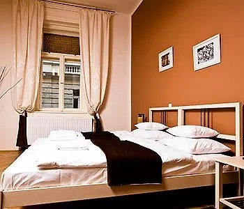 Budapest Rooms Bed And Breakfast Ungarn